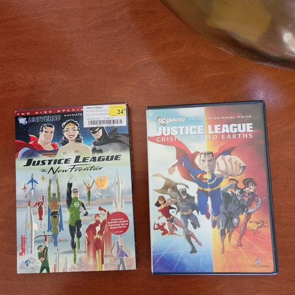 Justice League DVD COLLECTION Of two - Picture 5 of 11